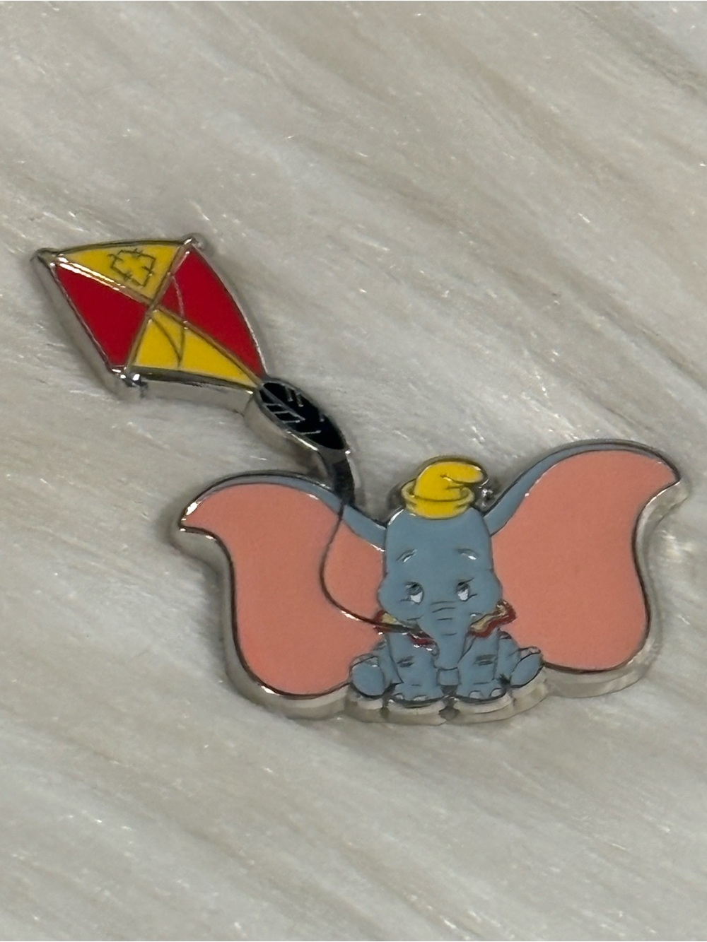 Loungefly / Disney Animals & Kites - Dumbo - Mystery Box Pin